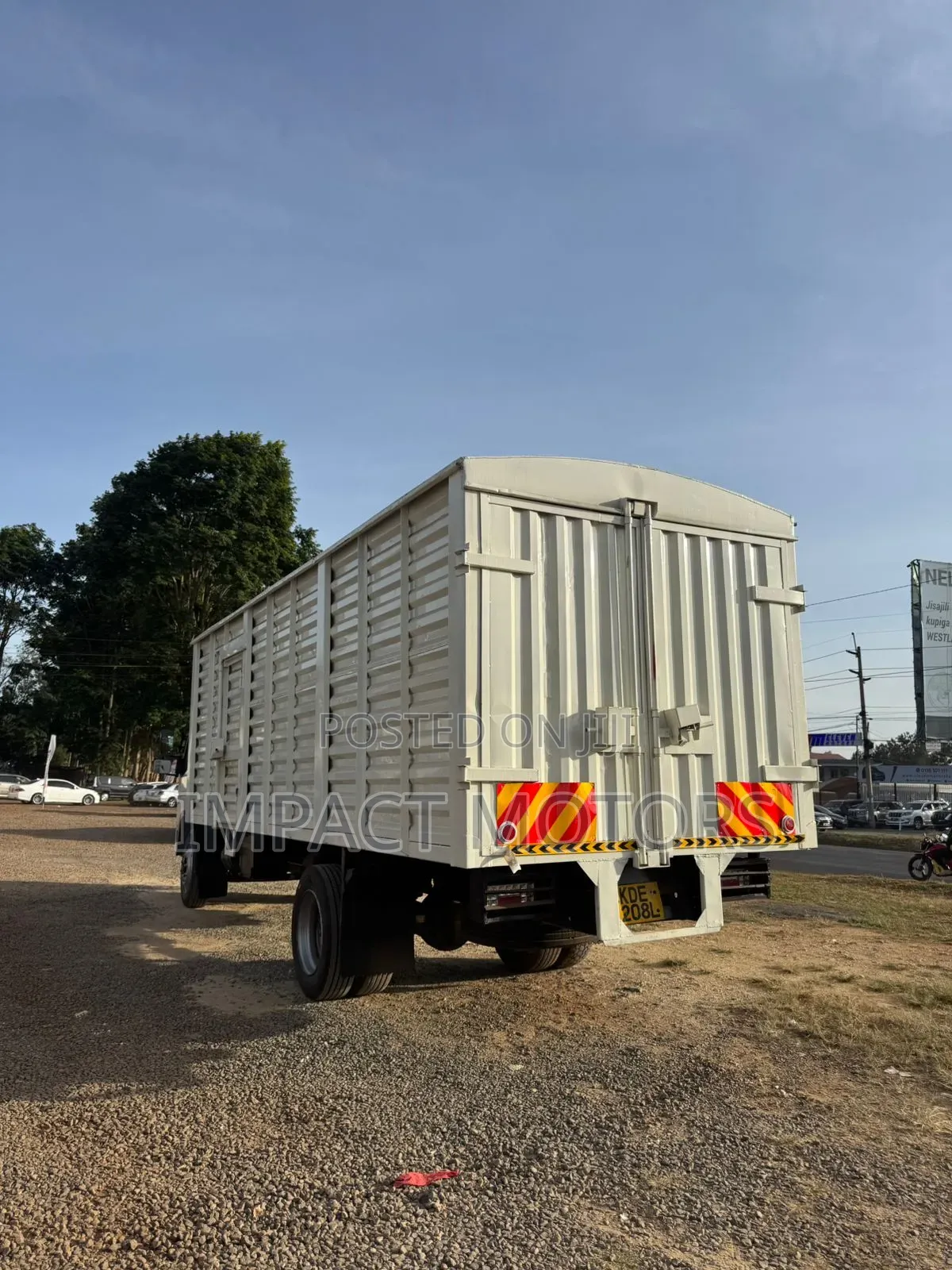 Mitsubishi F1v1 // 2021 // Hire Purchase Accepted
