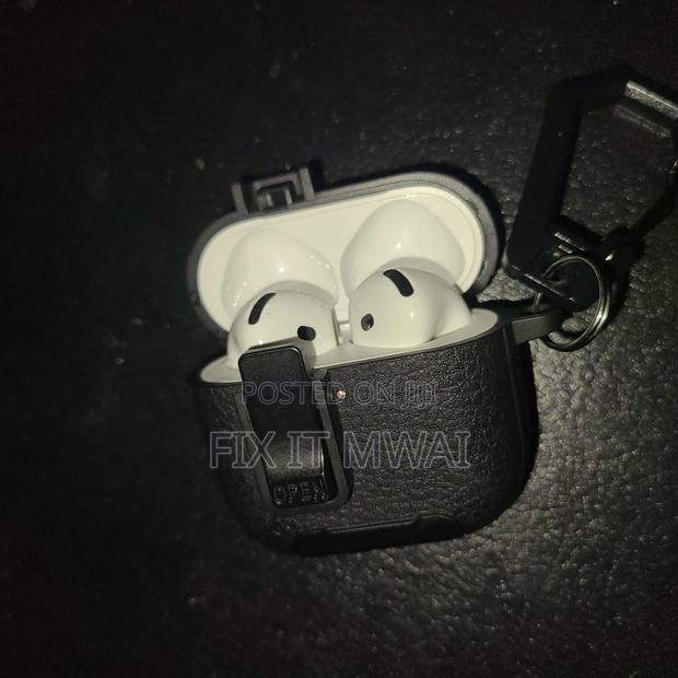 Airpods 4 2024 - main view