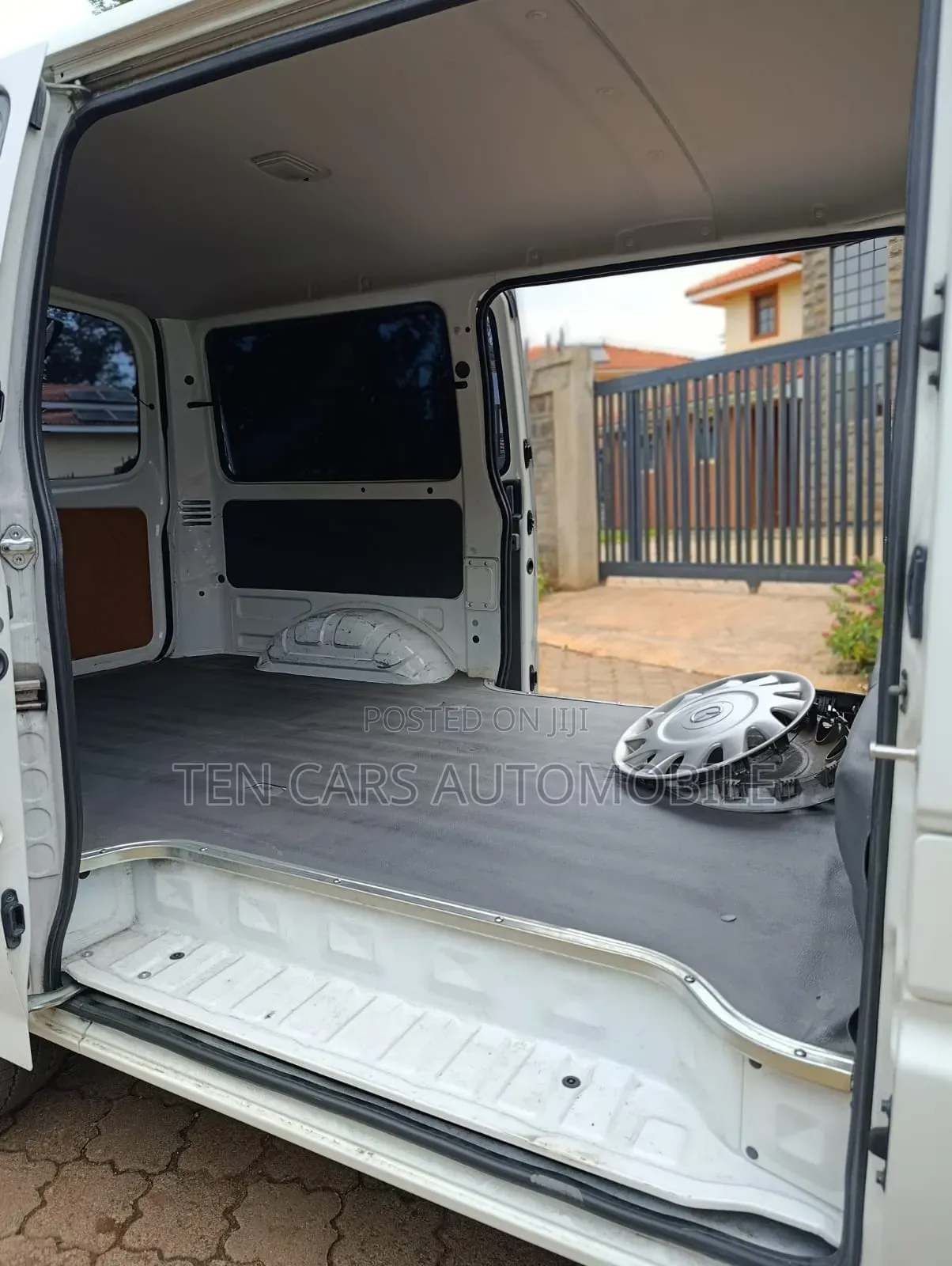 Mazda Bongo 2018 White