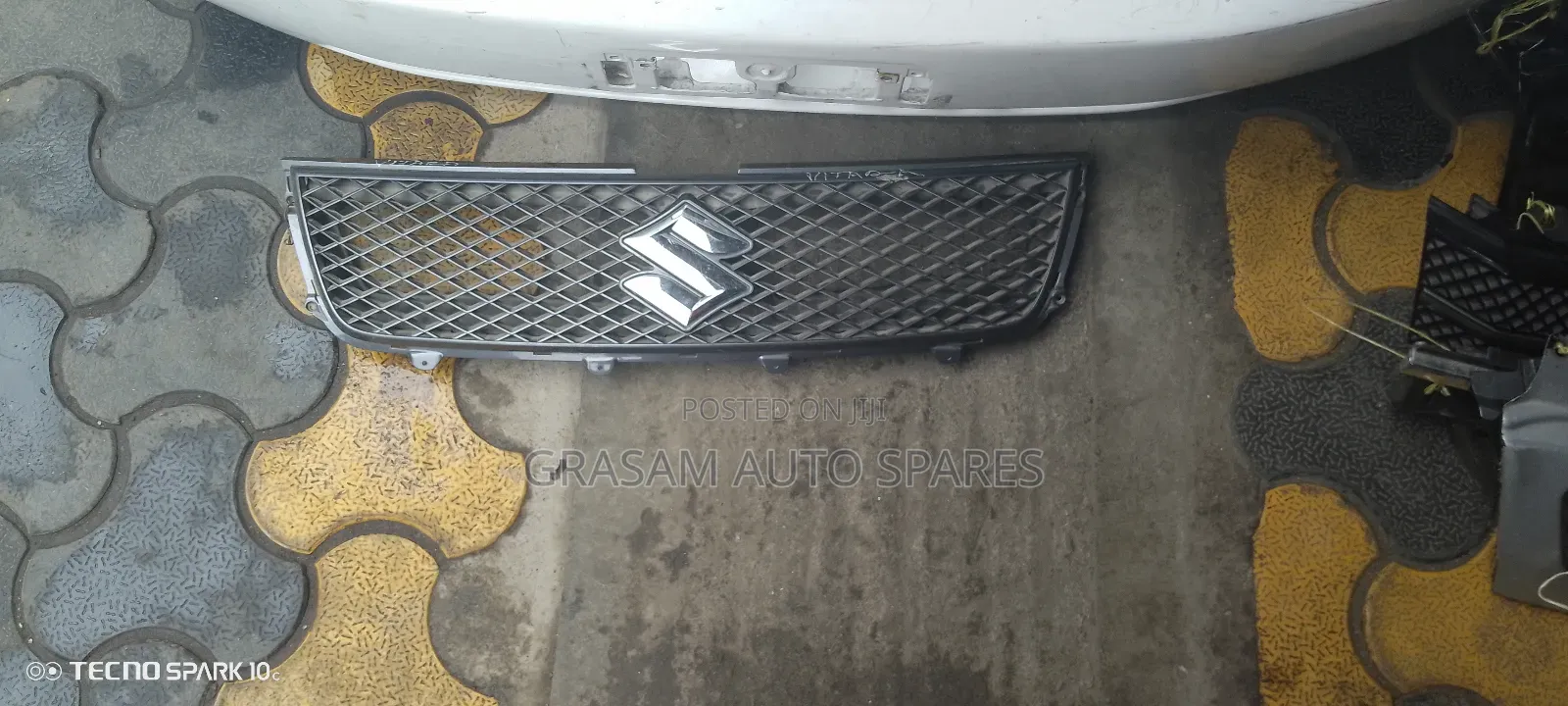 Nissan Navara Grill