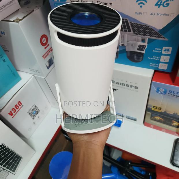 Hy300 Mini Normal Projector Maximum Display Size of 130inches In