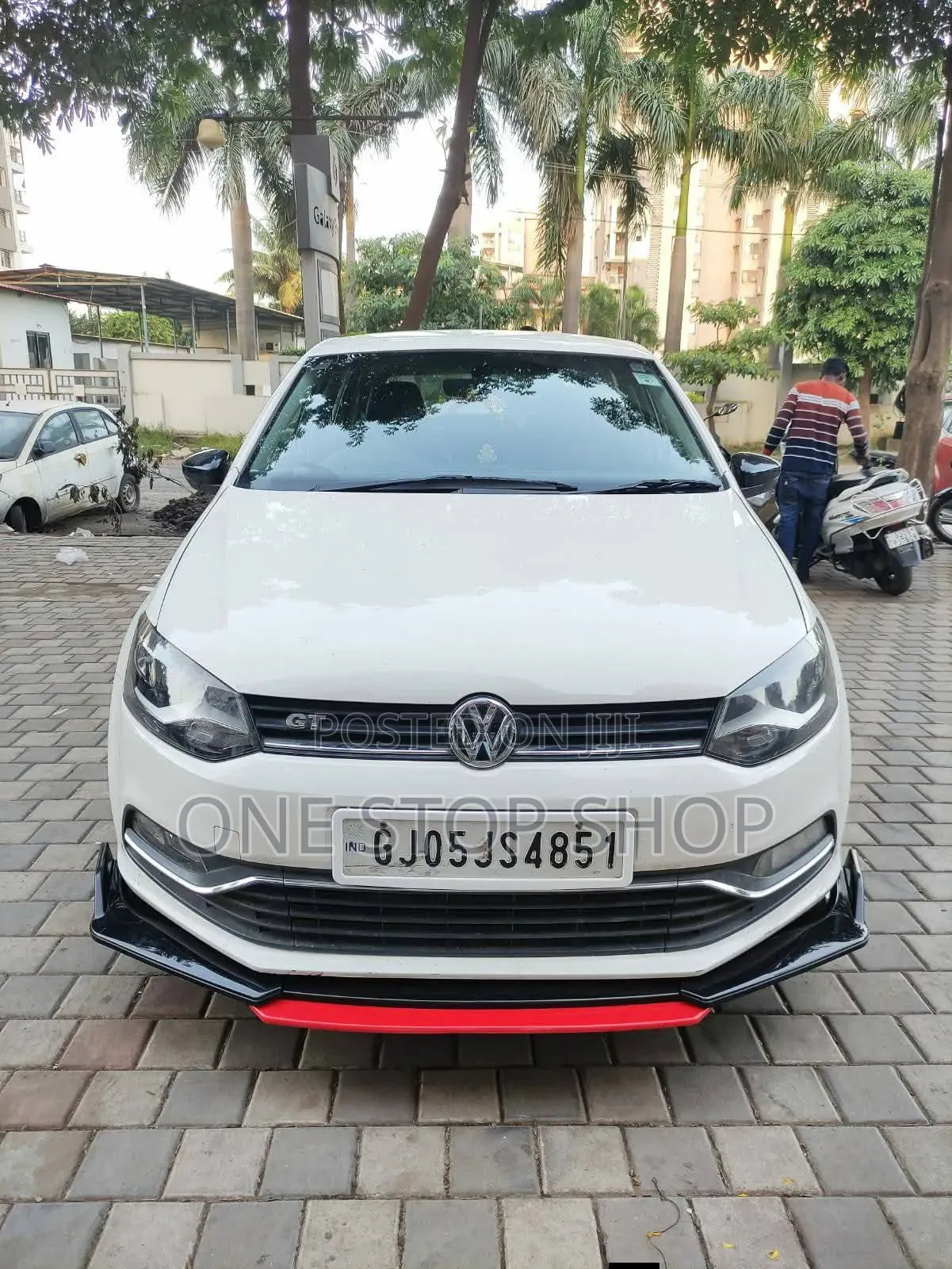 Vw Car Fitted With Adjustable Front Lip Body Kit