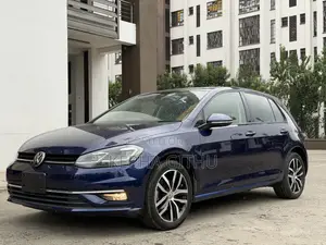 Volkswagen Golf 2019 Blue