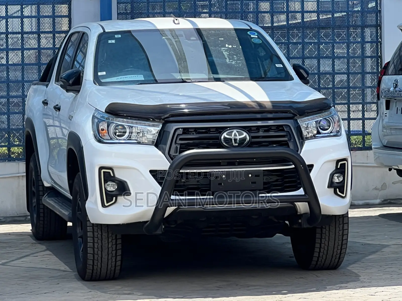 Toyota Hilux 2019 White