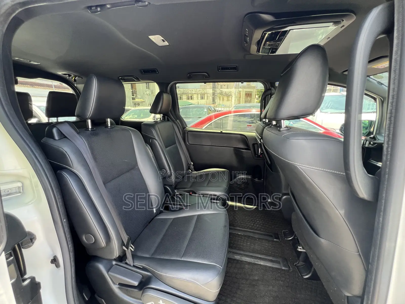 Toyota Noah 2019 White