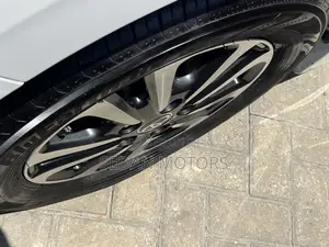 Toyota Noah 2019 White