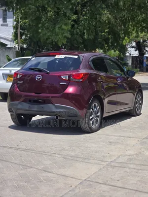 Mazda Demio 2018 Maroon