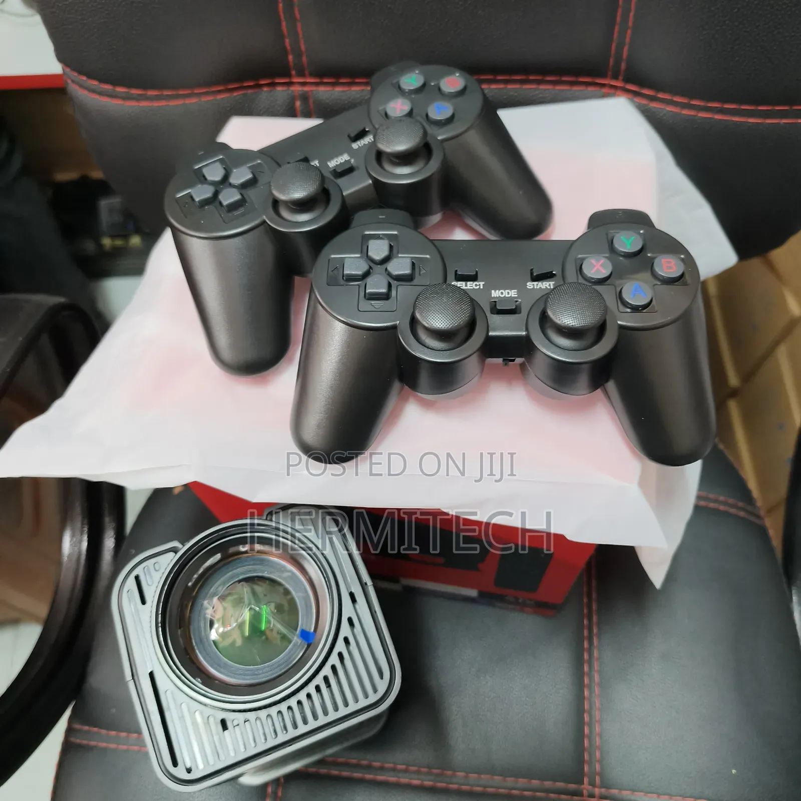 Newest Model Gaming Projector  With Gaming Pads and Usb With Games