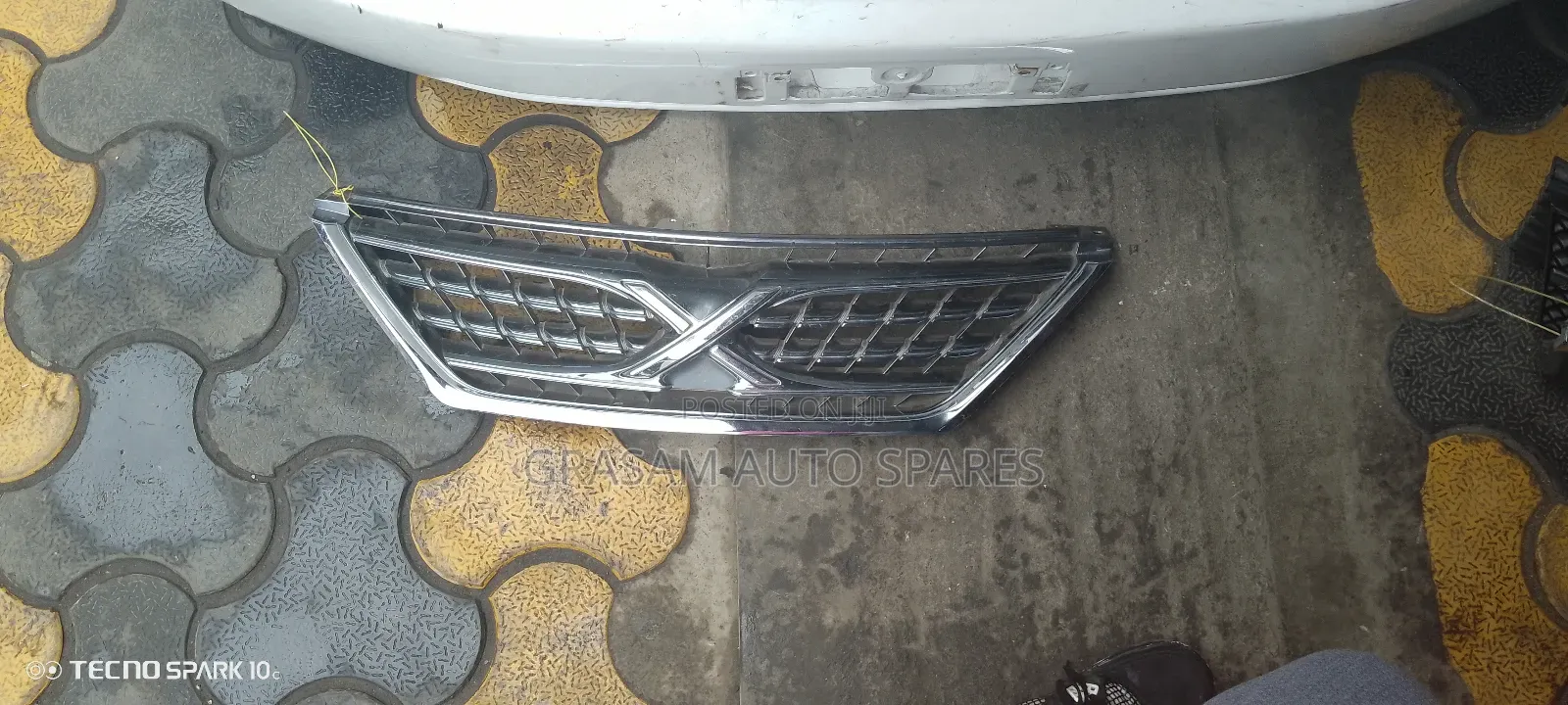 Toyota Mark X 2010 Grill
