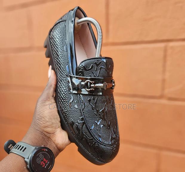 Wetlook Laceless Casuals  Sizes 40 45 Very Normal F2