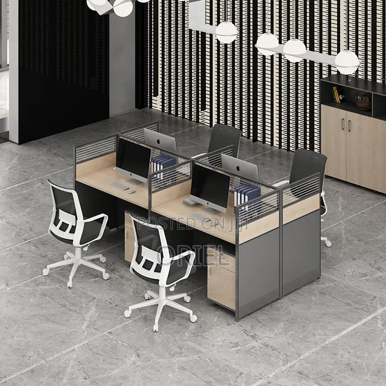 Office Workstation : 4-Way Partitioned Office Workstation