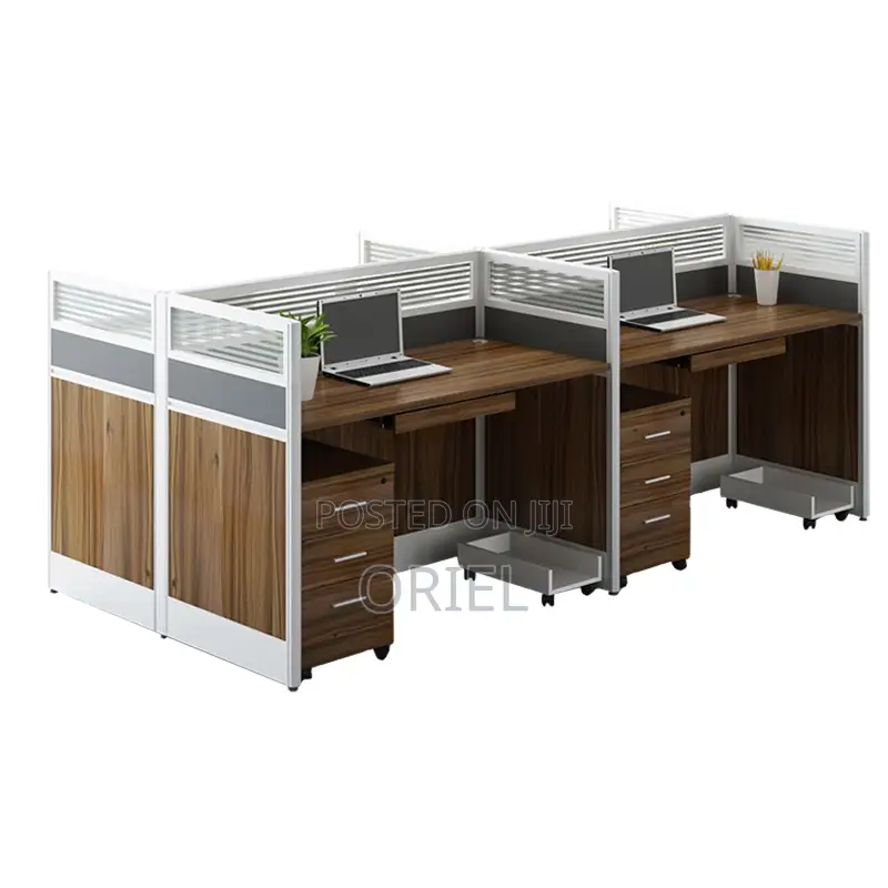 Office Workstation : 4-Way Partitioned Office Workstation