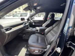 Mazda CX-8 2019 Blue