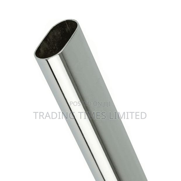3 MTR Oval Chrome Pipe