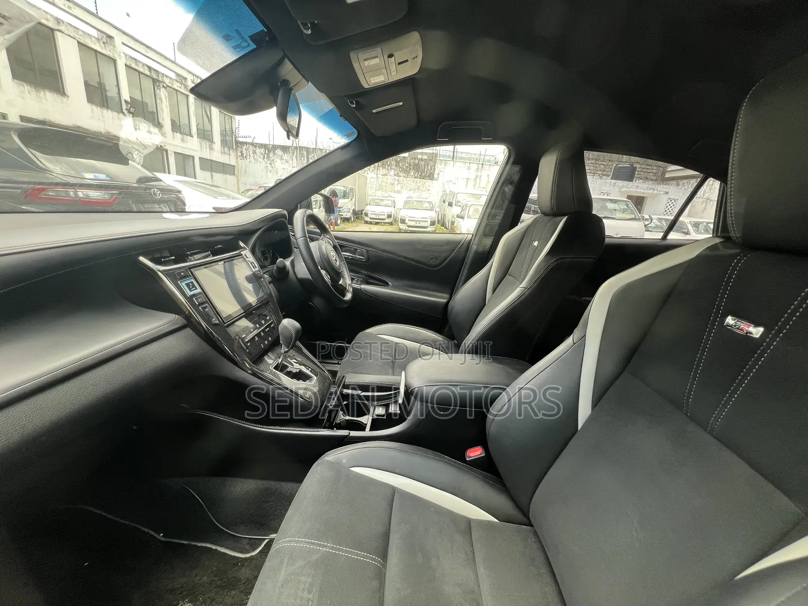 Toyota Harrier 2019 Black