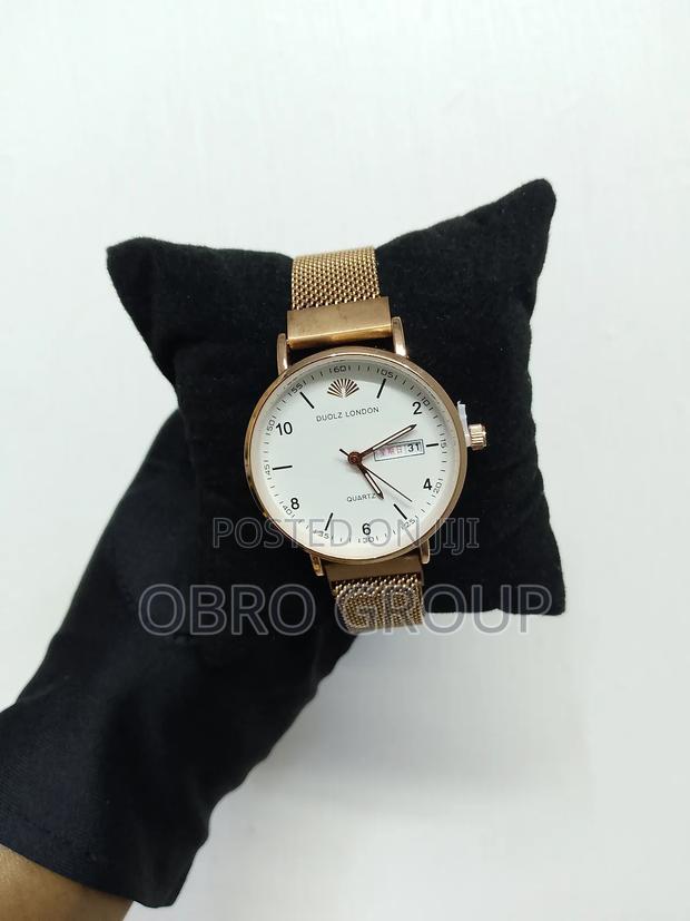 Magnetic Strap Watches - thumbnail 2