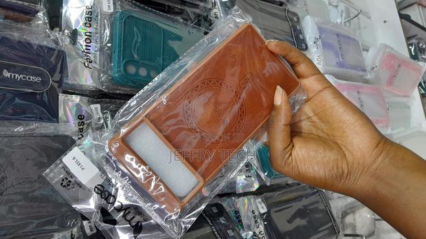 Mixis Google Pixel 6 Leather Plus Silicone Phone Cover -Brown - thumbnail 3