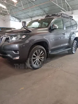 Toyota Land Cruiser Prado 2019 Silver