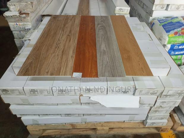 Scratch-Resistant SPC Flooring Panels - main view