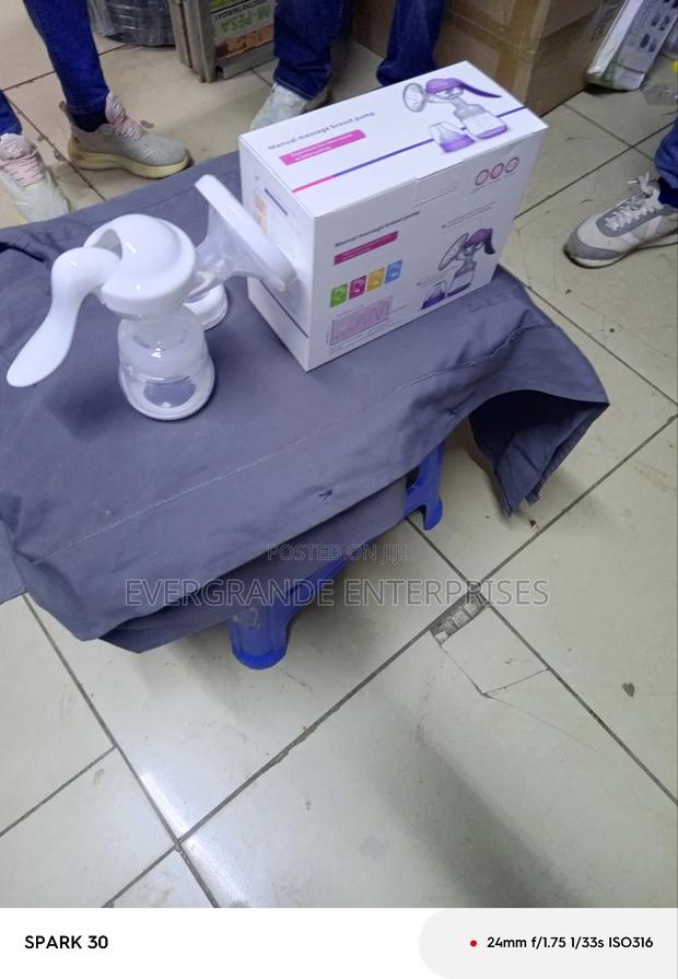 Manual Breast Pump - main view