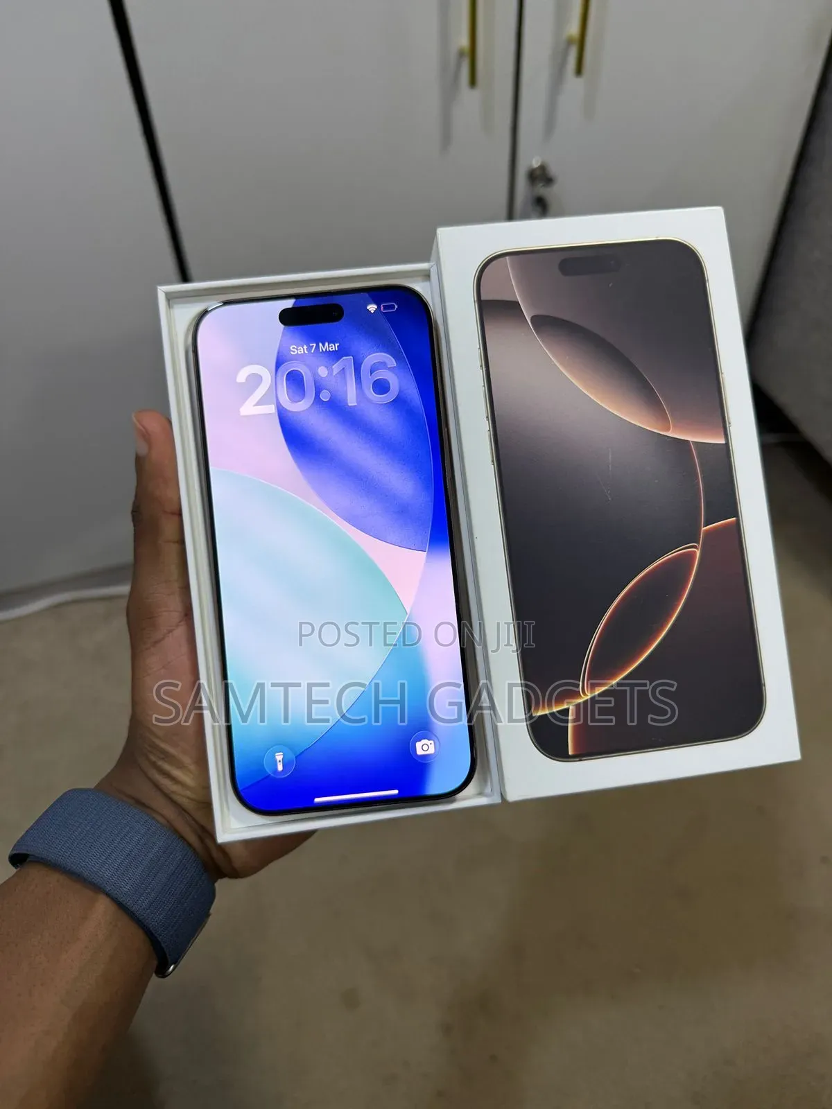 Apple iPhone 16 Pro Max 256 GB Gold
