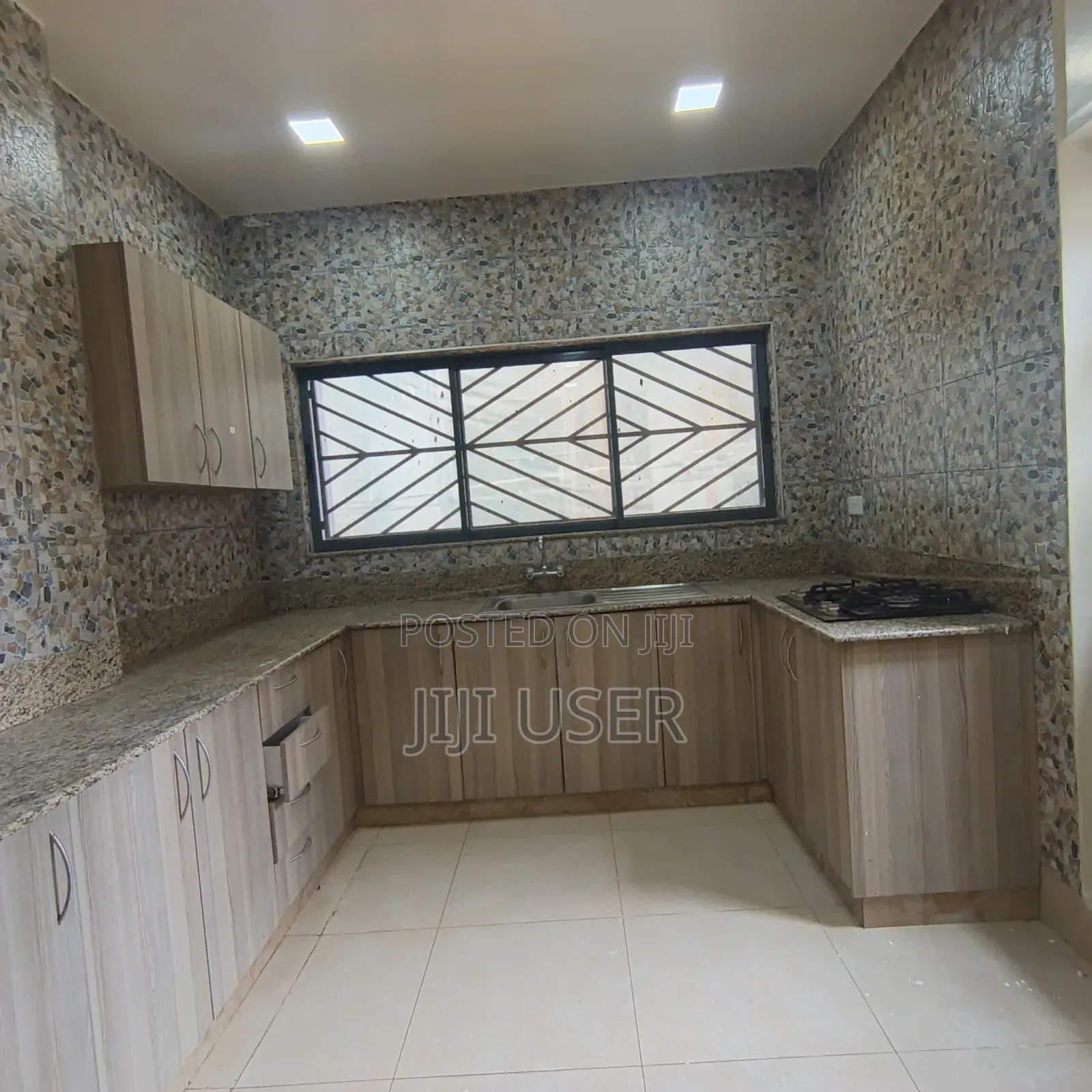 1bdrm Apartment in Parklands for rent