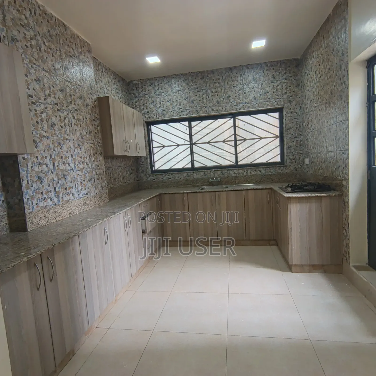 1bdrm Apartment in Parklands for rent