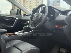 Toyota RAV4 Adventure AWD 2020 Black