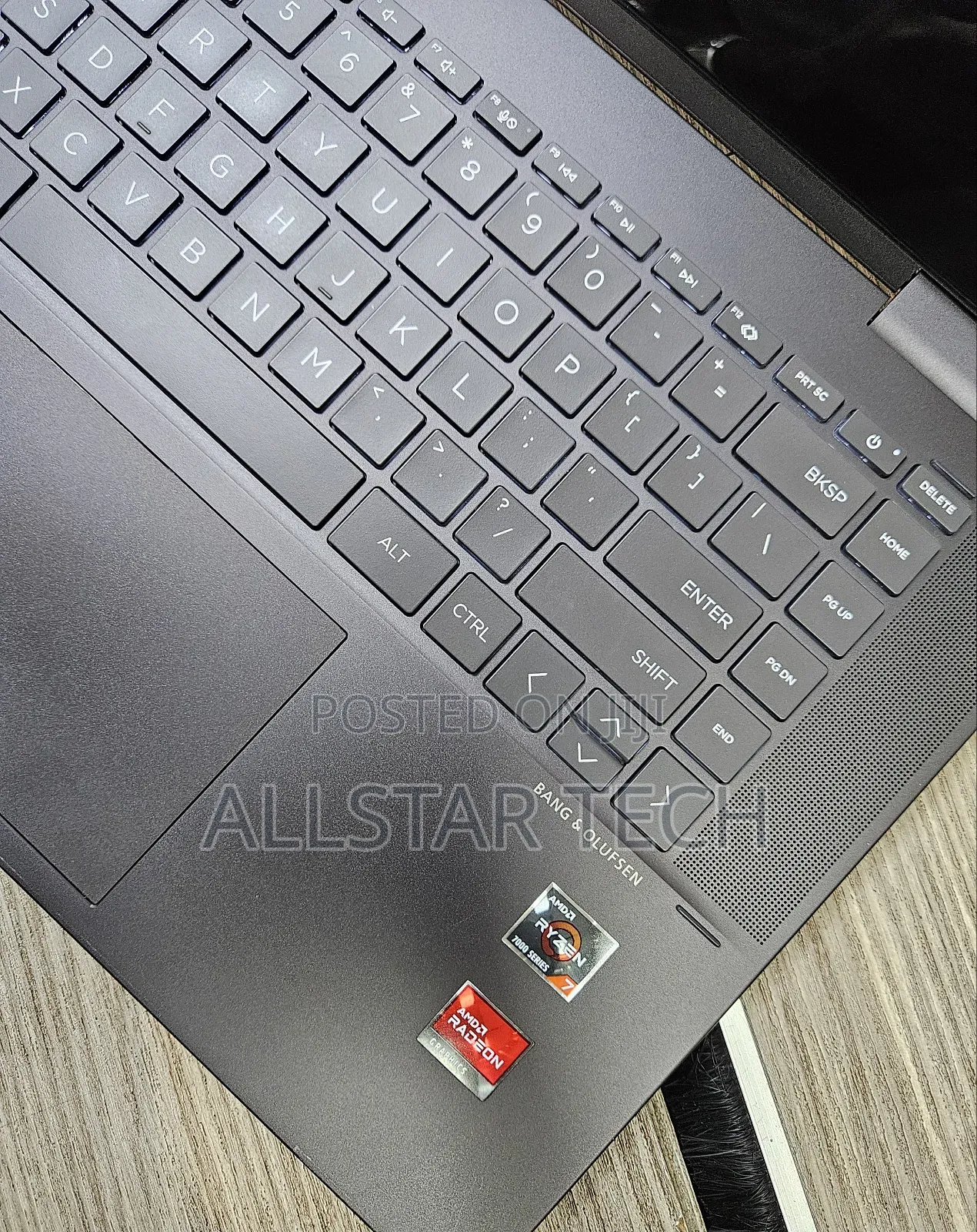 Laptop HP Envy 15 16GB AMD Ryzen 7 SSD 512GB