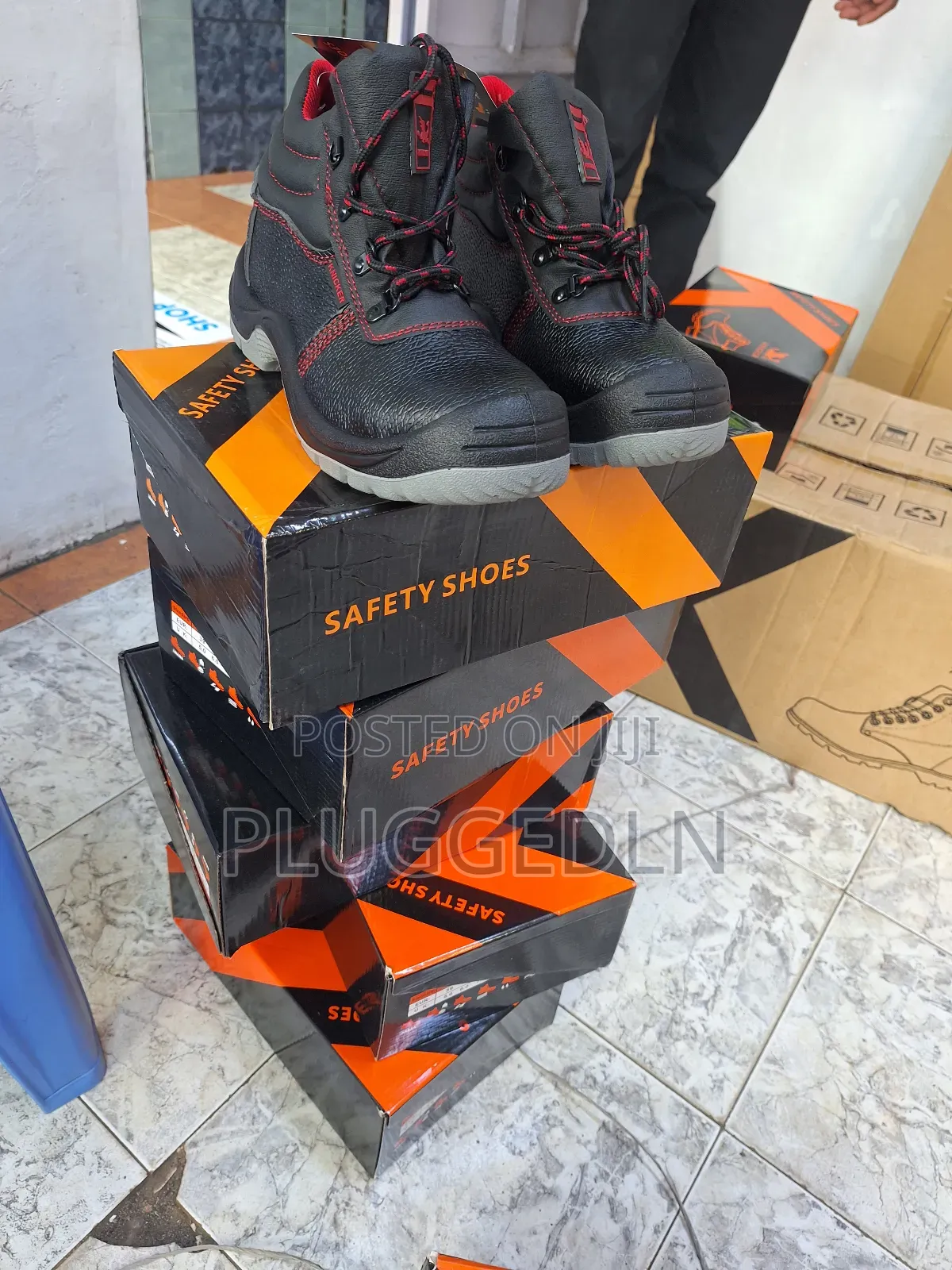 Knicker Safety Shoe - All Sizes Available