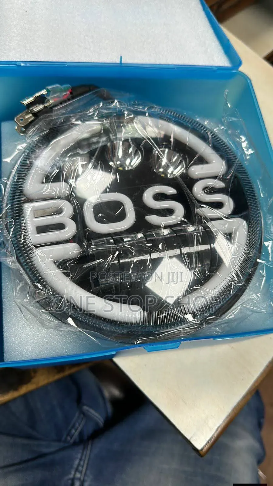 New 2pcs 7inch Sport Styling Headlight With Led Boss Inner Letterlight
