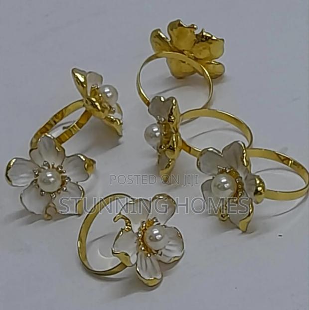 Exquisite Napkin Rings - thumbnail 2