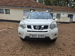 Nissan X-Trail 2012 White