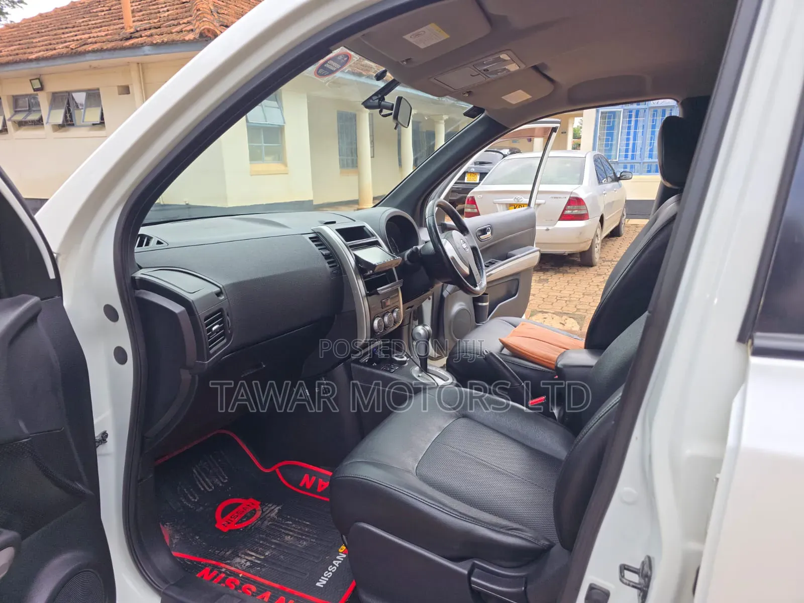 Nissan X-Trail 2012 White