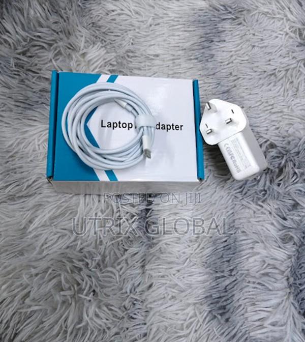 Apple Macbook Fast Charger 61w/87w Type C Power Adapter - main view
