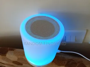 Ai Intelligent Bluetooth Speaker Lamp (7 Colour Lighting)