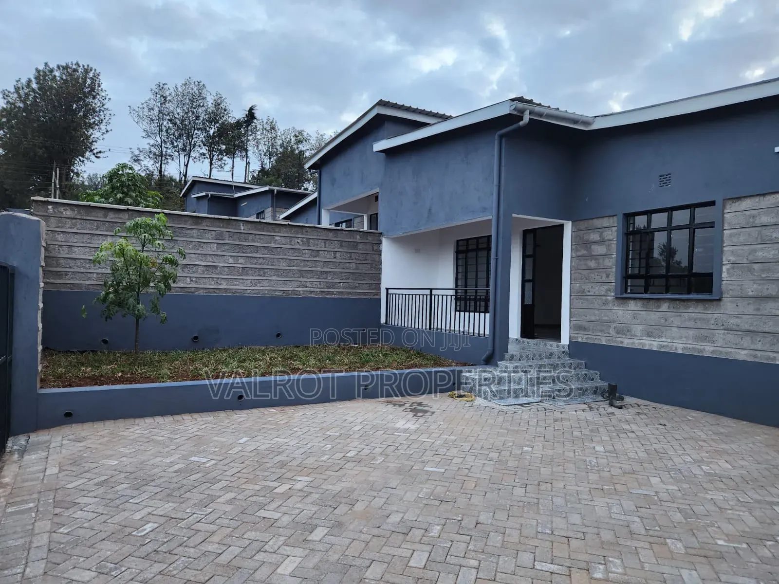 4bdrm Bungalow in Matasia for rent