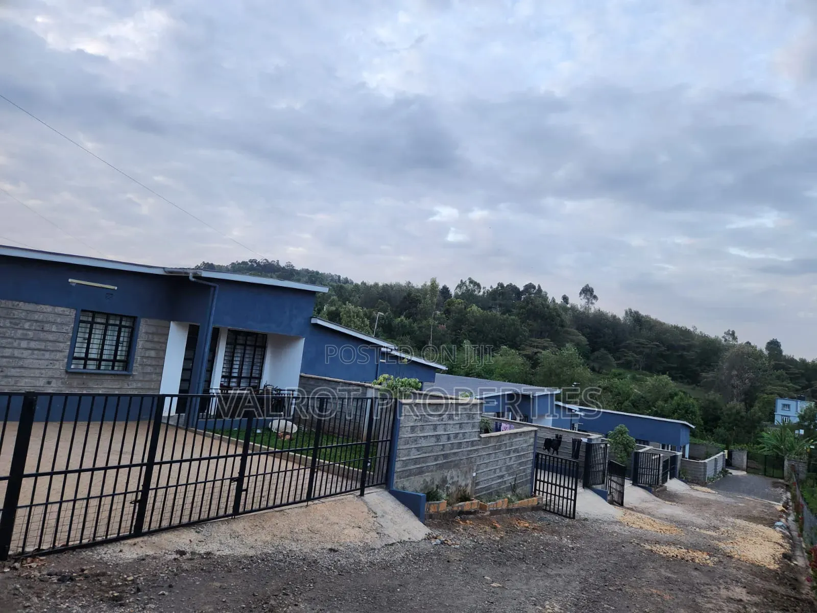 4bdrm Bungalow in Matasia for rent