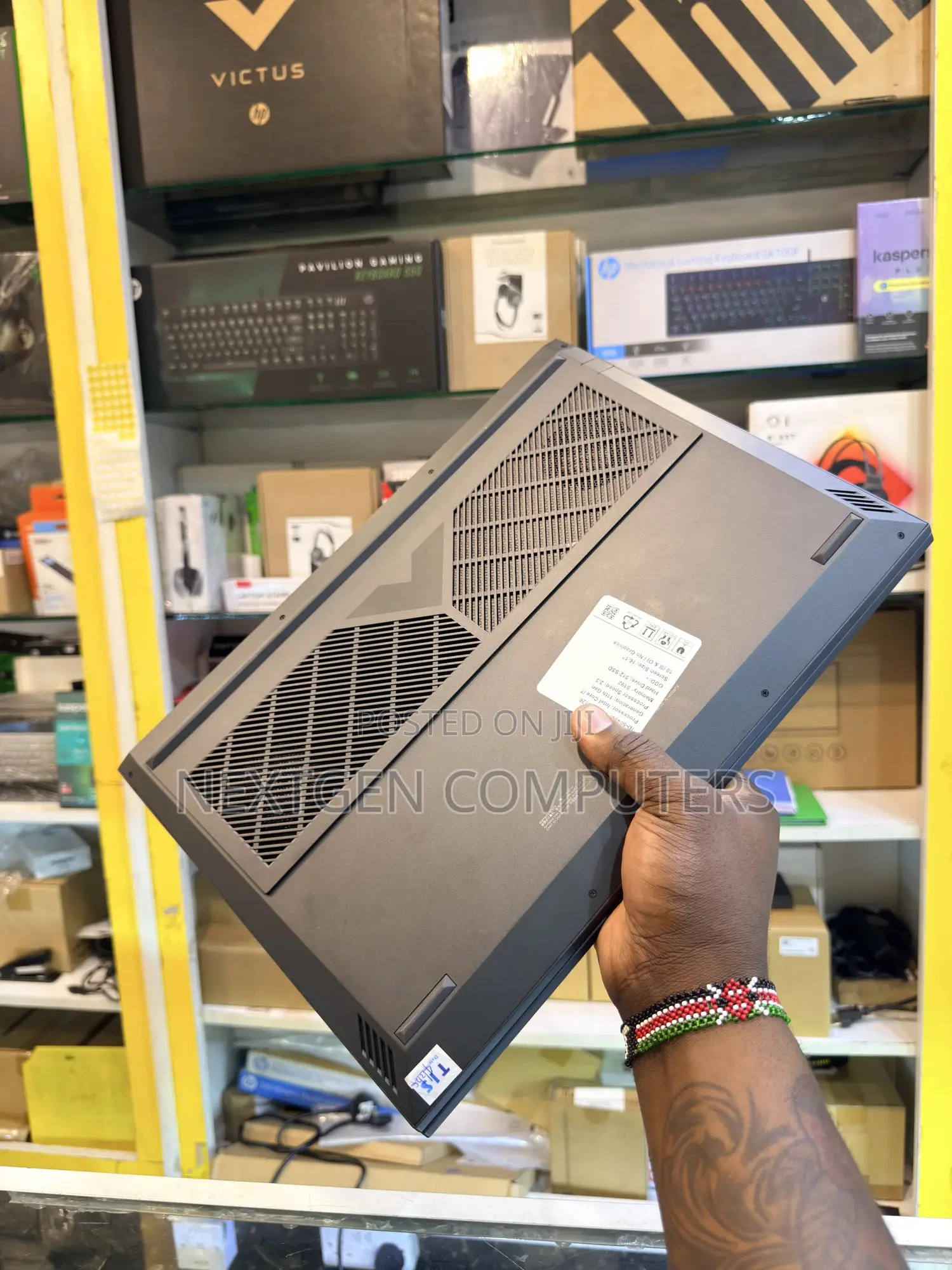 New Laptop HP Victus 16 8GB Intel Core i7 SSD 512GB