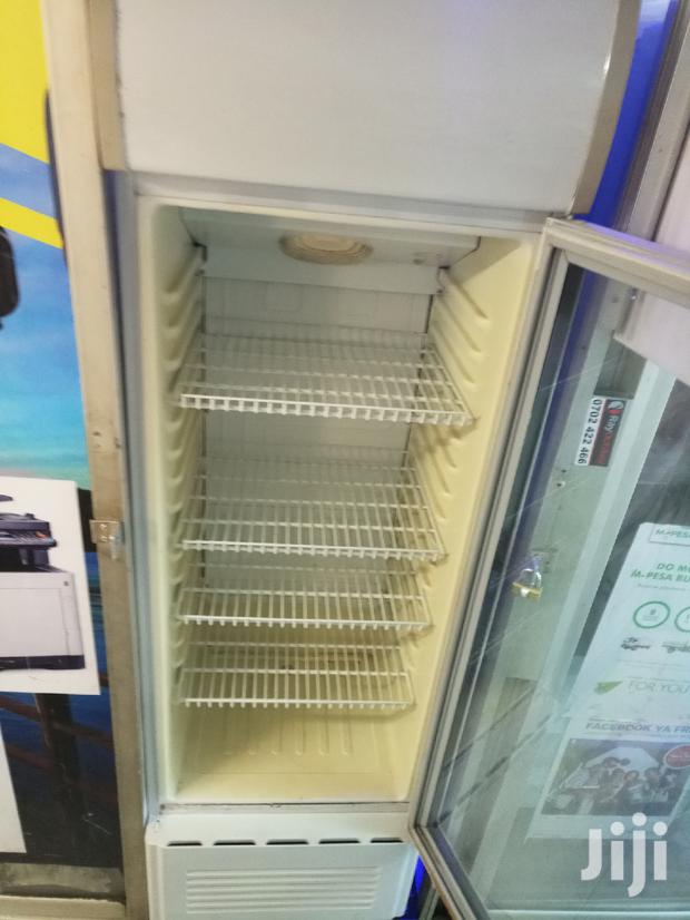 Standard Display Fridge - thumbnail 4