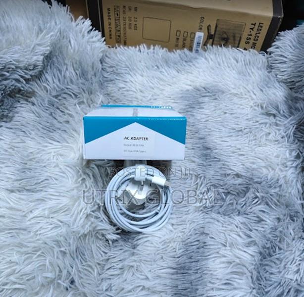 Original Macbook Charger 61w/87w Usb C Magsafe Adapter - main view