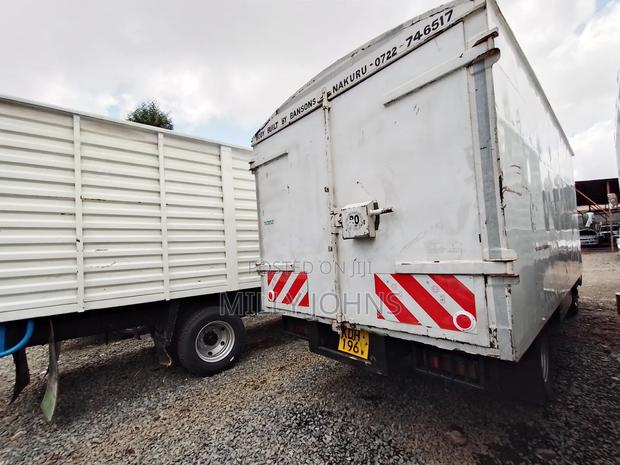 Mitsubishi Canter 2022 - thumbnail 5