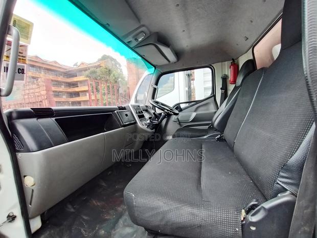 Mitsubishi Canter 2022 - thumbnail 8