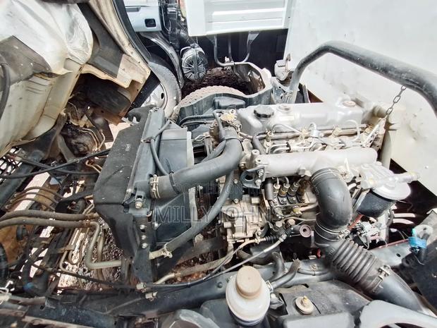 Mitsubishi Canter 2022 - thumbnail 9