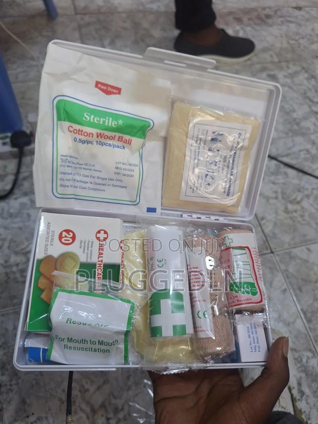 Personal First Aid Kit -Category A - thumbnail 2