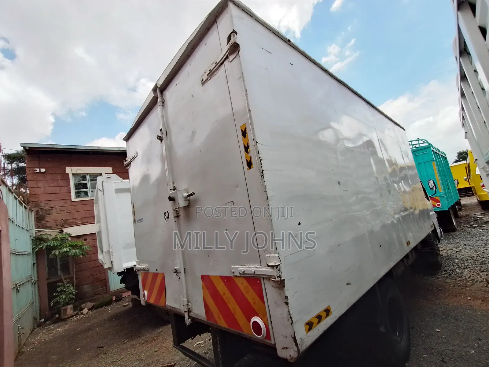 Mitsubishi Fuso KCB 335b
