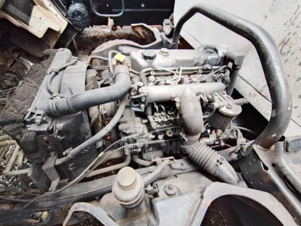 Mitsubishi Fuso KCB 335b - thumbnail 10