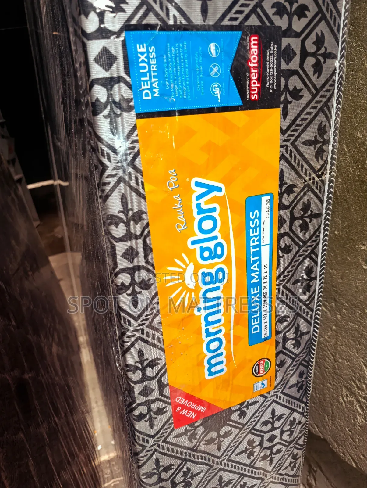 King-sized 6x6x10 Furnished Printed Mattresses. Free Home Delivery.