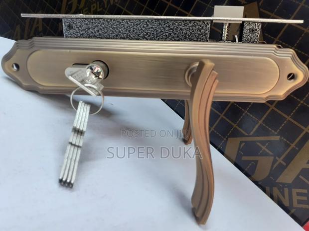 GJS High-Quality Door Lock Set. - main view