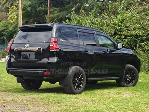 Toyota Land Cruiser Prado 2.8 2021 Black